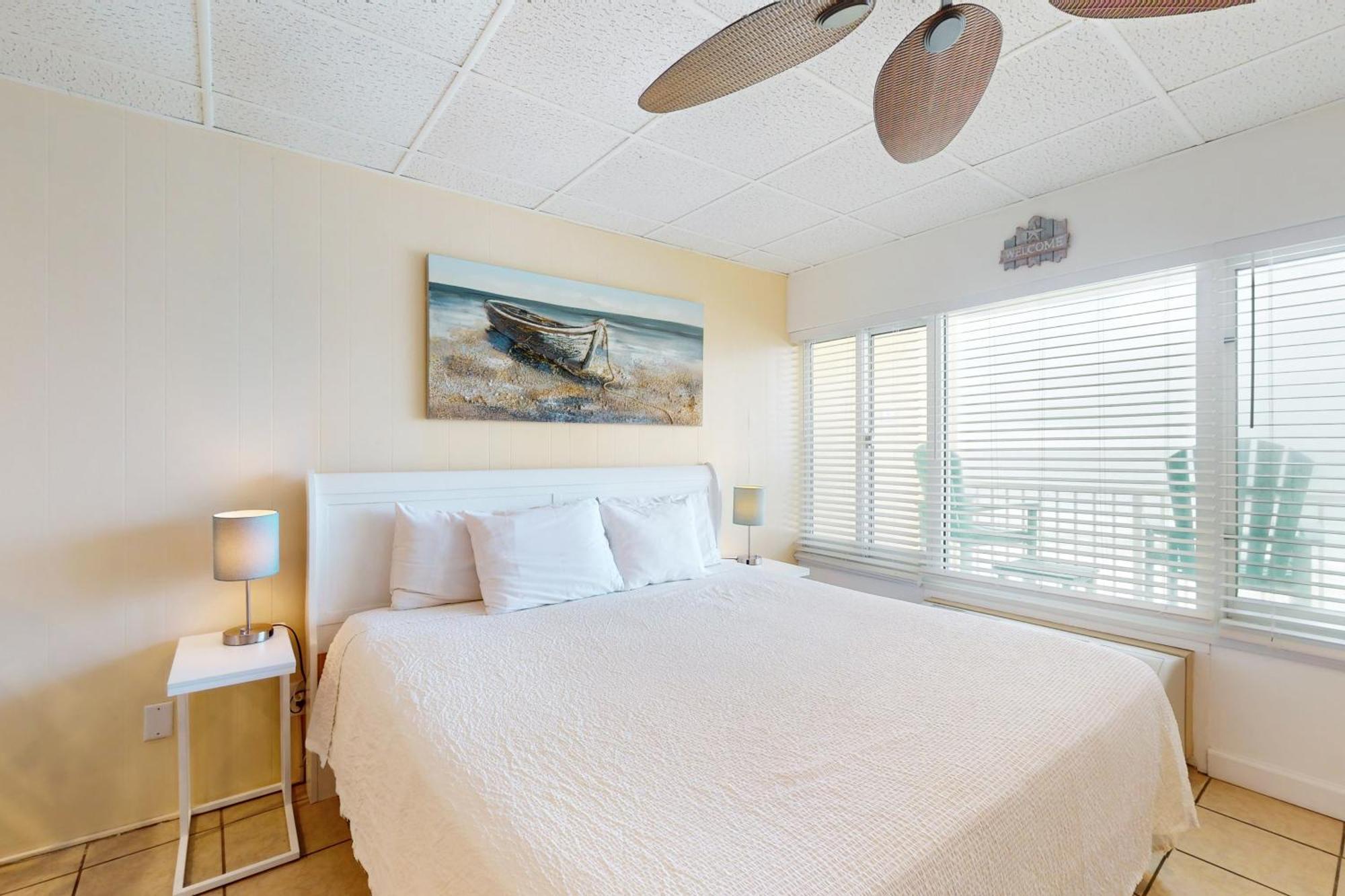 Continental Condominiums Panama City Beach Room photo